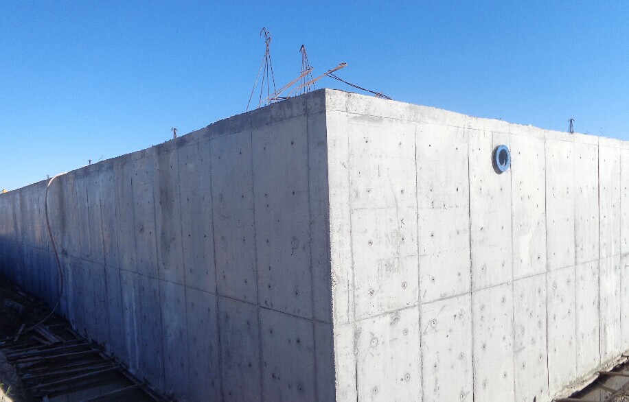 1̖����ˮ�ز�ģ�����^�|(zh��)�����w�ϸ�ײ��ֲ�����